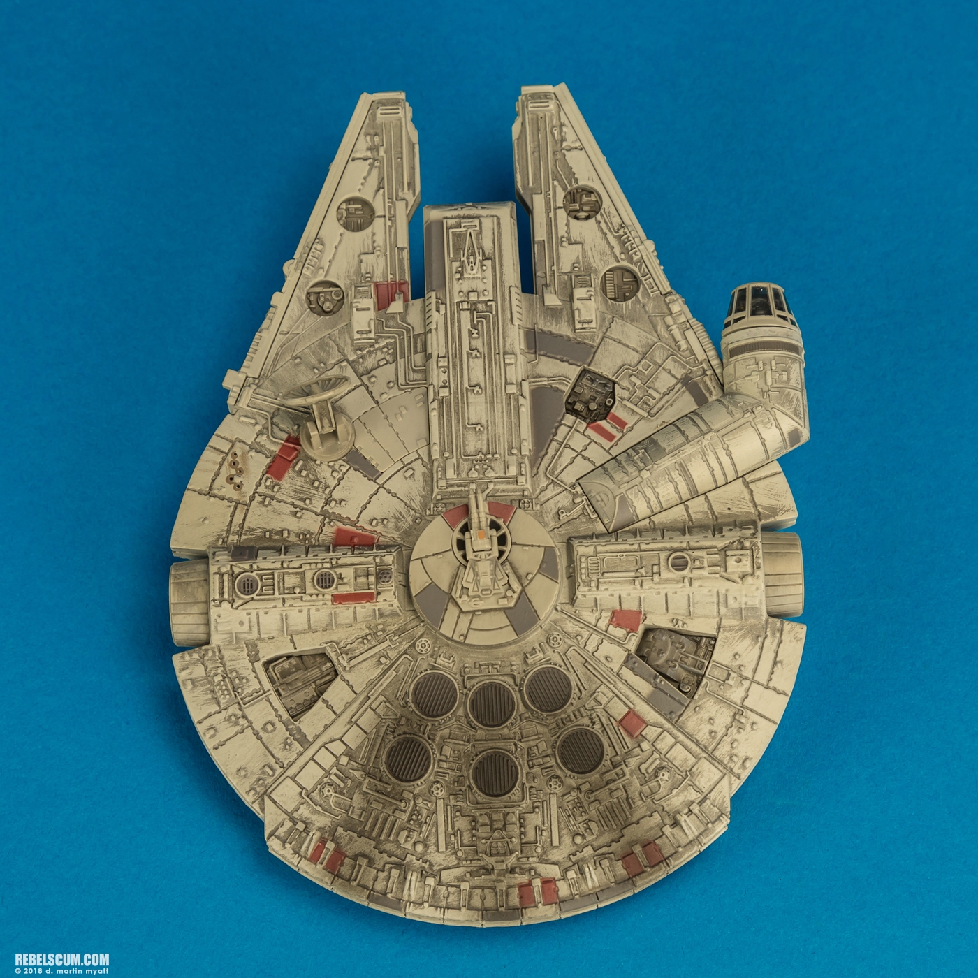 Millennium-Falcon-Hot-Wheels-Elite-Mattel-ROTJ-020.jpg