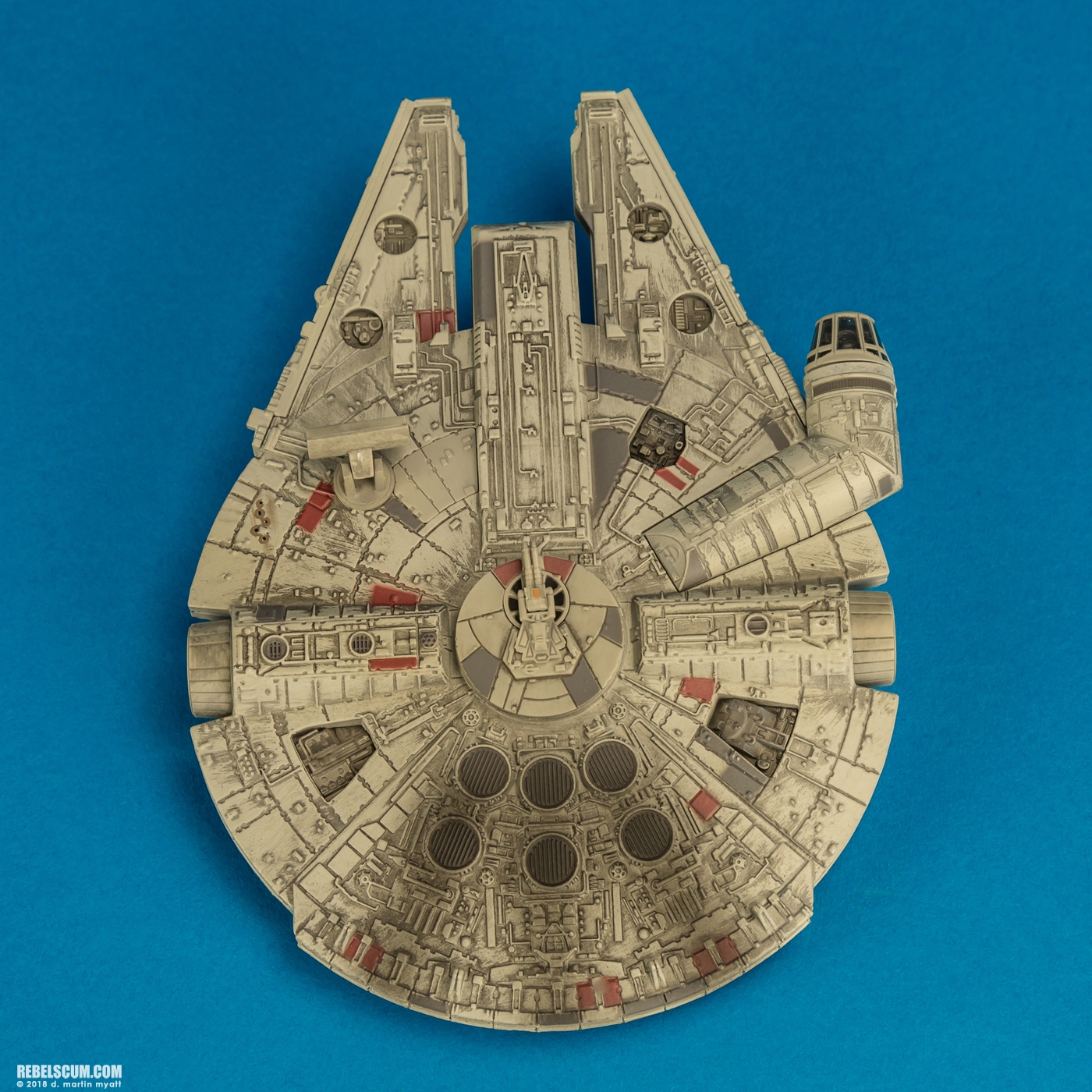 Millennium-Falcon-Hot-Wheels-Elite-Mattel-ROTJ-021.jpg