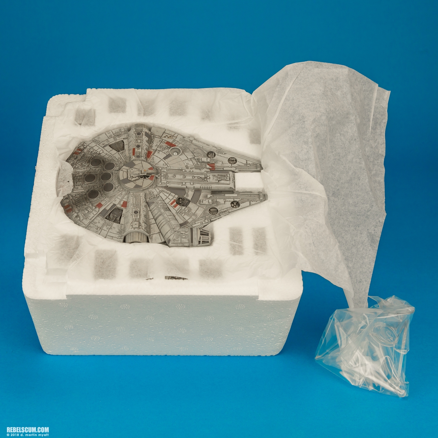 Millennium-Falcon-Hot-Wheels-Elite-Mattel-ROTJ-035.jpg