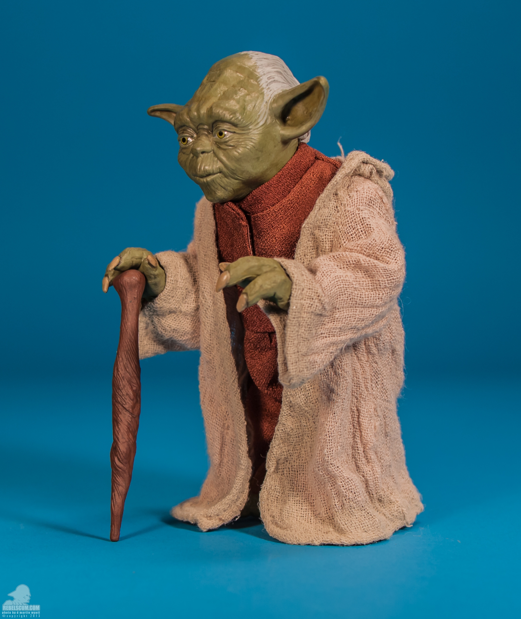 Yoda-Jedi-Master-Prequels-Sideshow-Collectibles-007.jpg