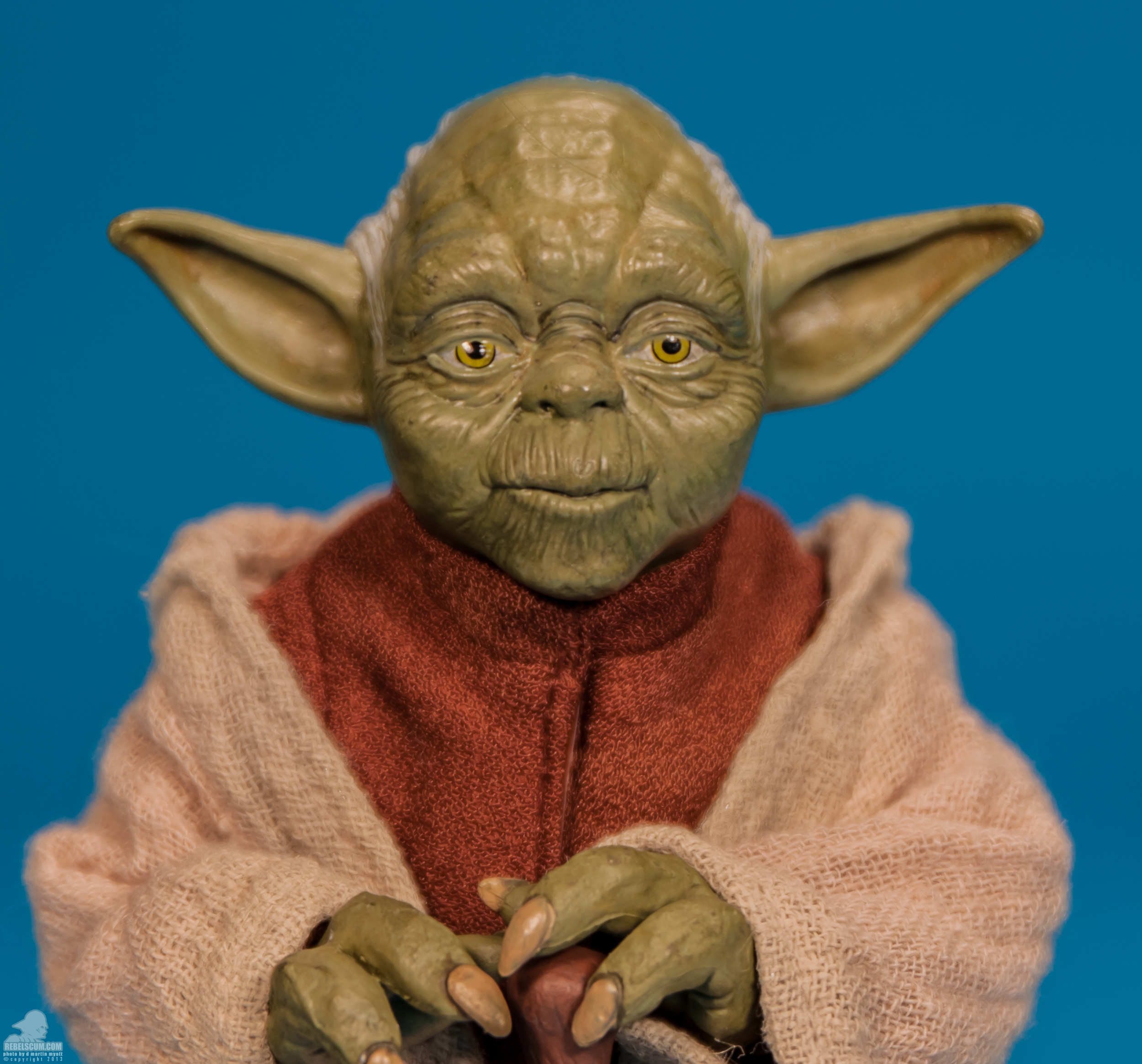 Yoda-Jedi-Master-Prequels-Sideshow-Collectibles-009.jpg