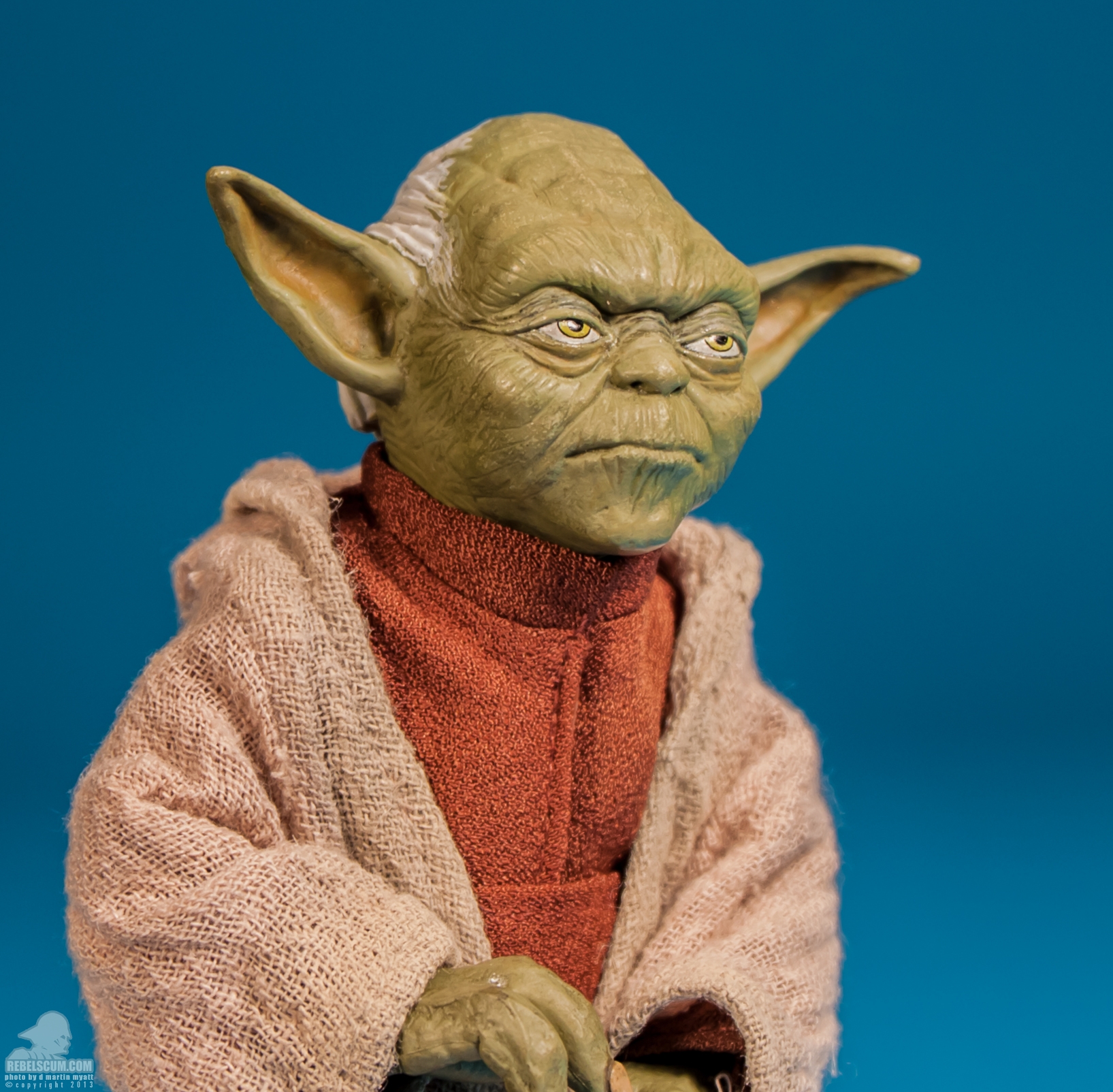 Yoda-Jedi-Master-Prequels-Sideshow-Collectibles-014.jpg