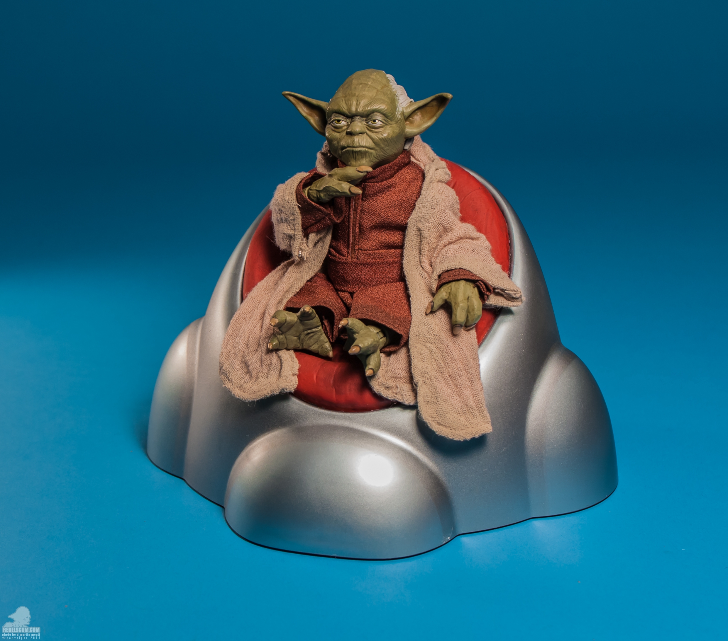 Yoda-Jedi-Master-Prequels-Sideshow-Collectibles-026.jpg