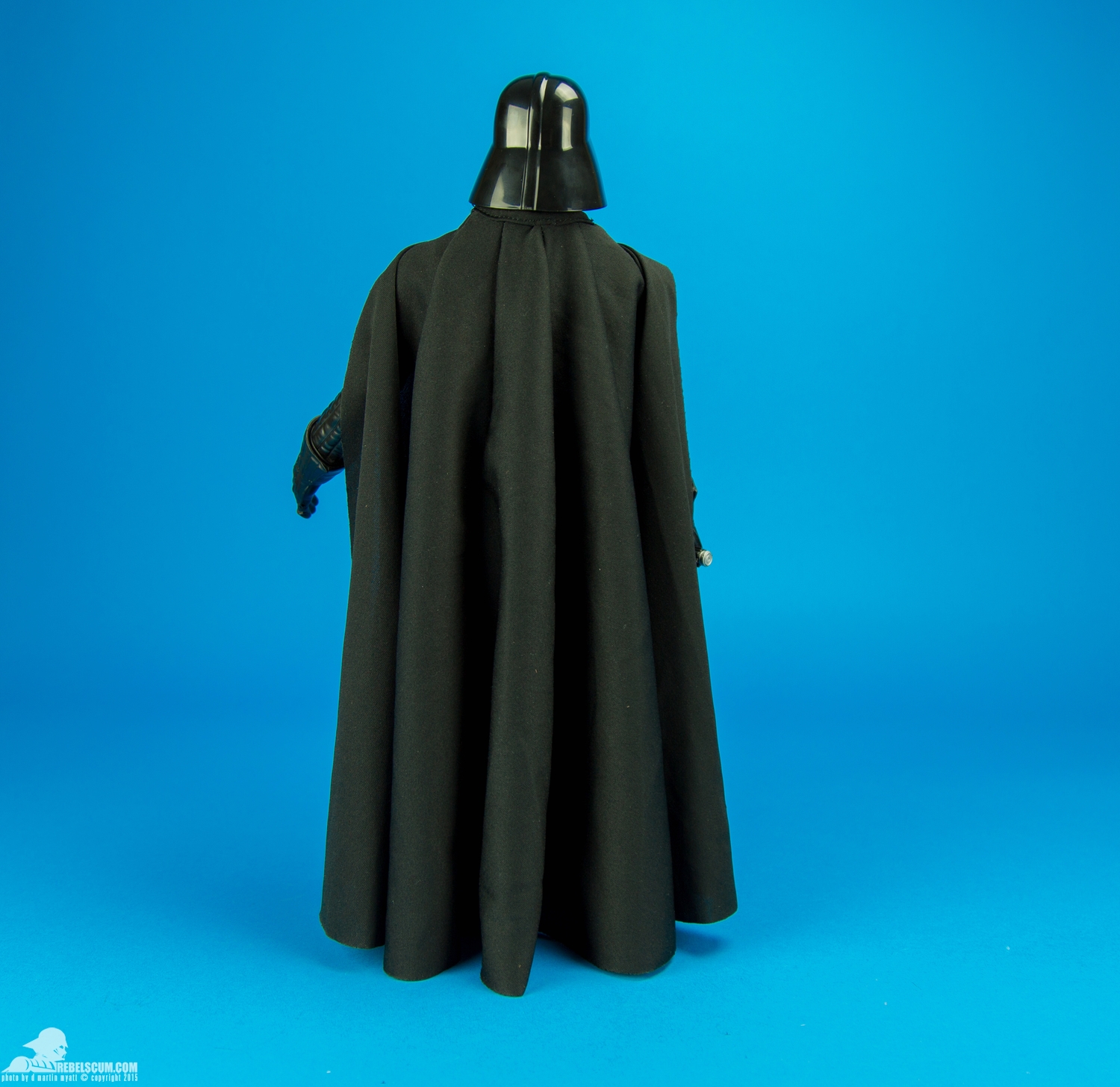 Darth-Vader-Thinkway-Toys-Star-Wars-The-Force-Awakens-004.jpg