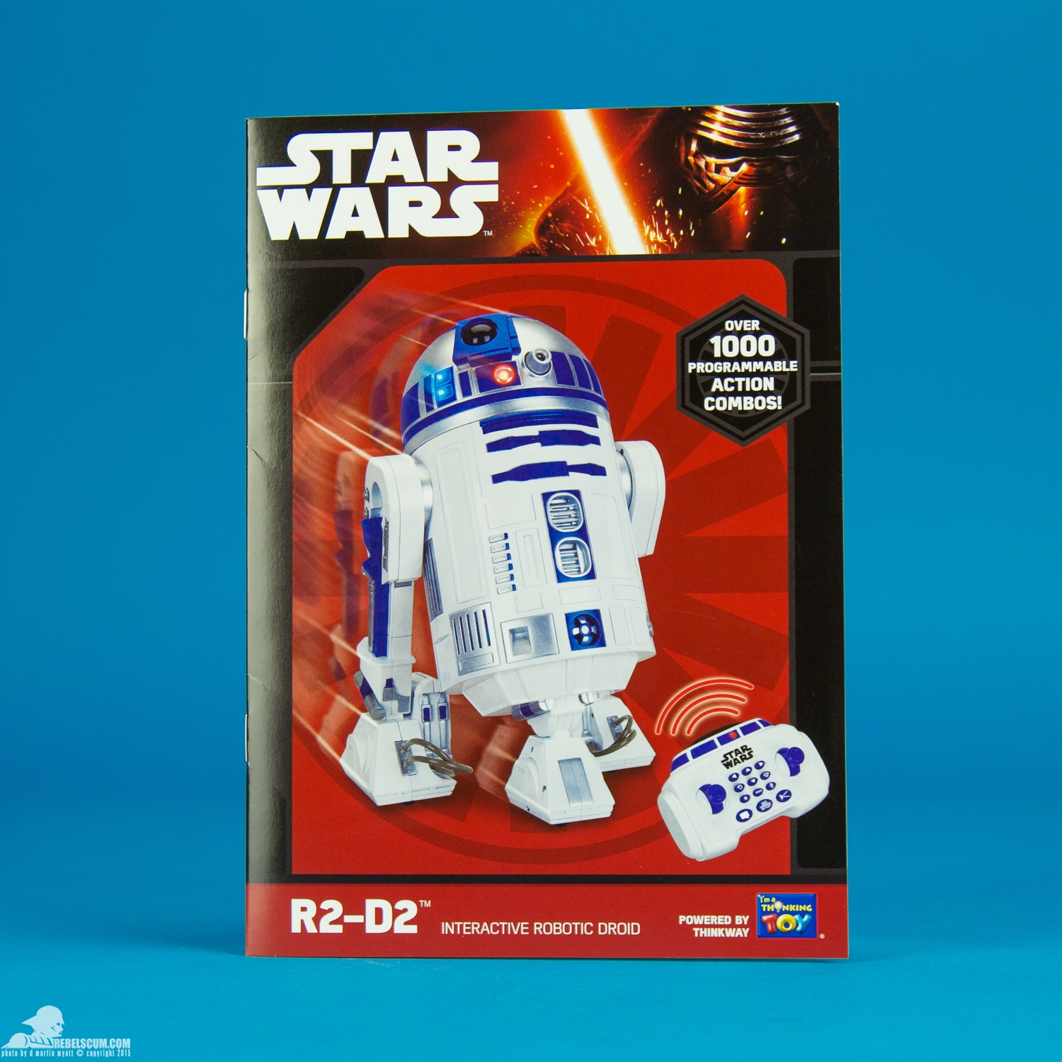 R2-D2-Thinkway-Toys-Star-Wars-The-Force-Awakens-006.jpg