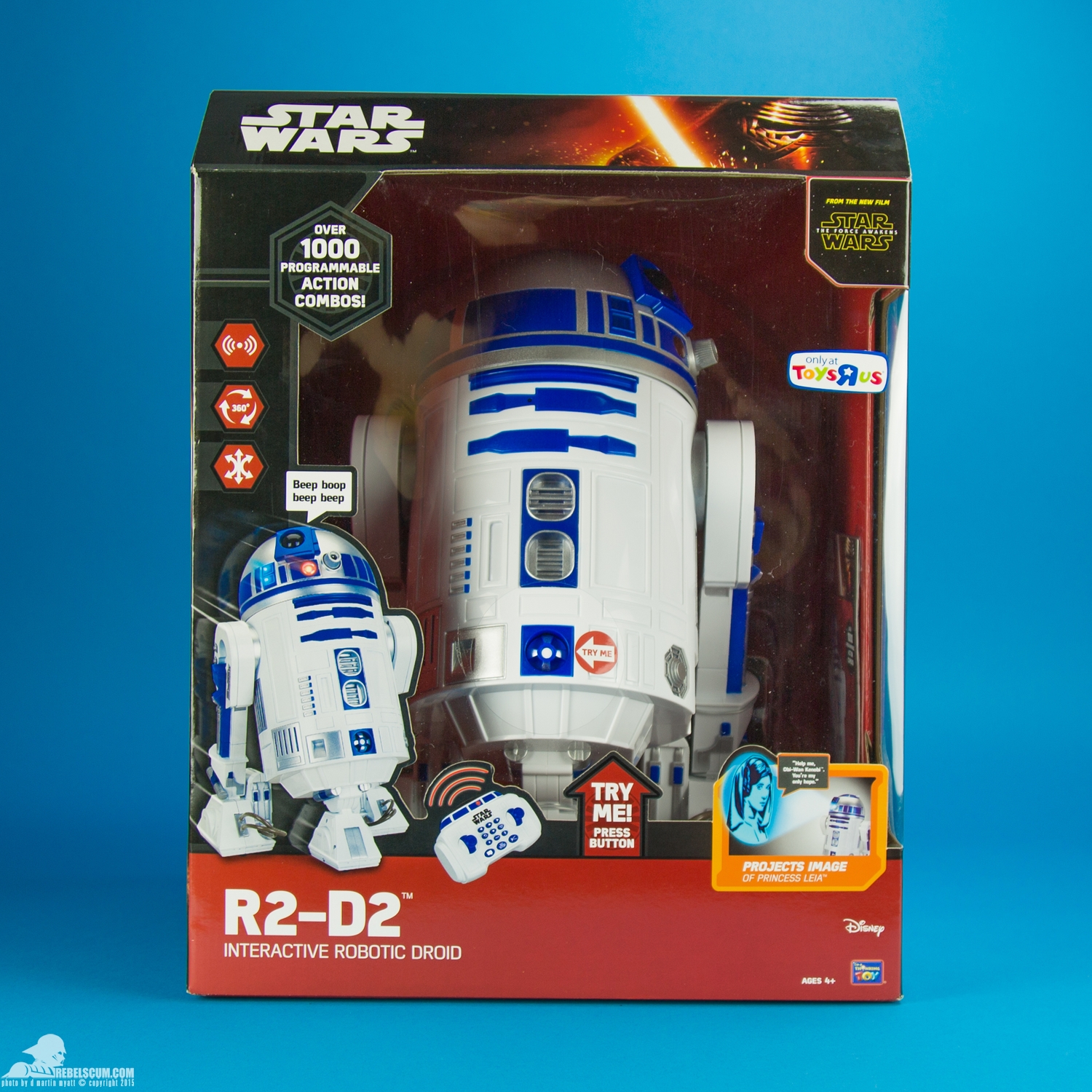R2-D2-Thinkway-Toys-Star-Wars-The-Force-Awakens-013.jpg