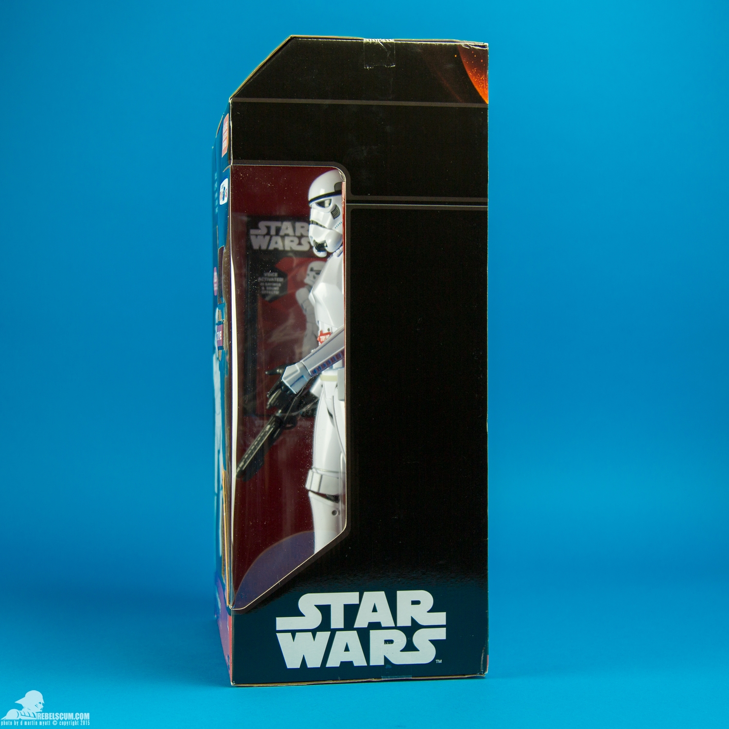 Stormtrooper-Thinkway-Toys-Star-Wars-The-Force-Awakens-009.jpg