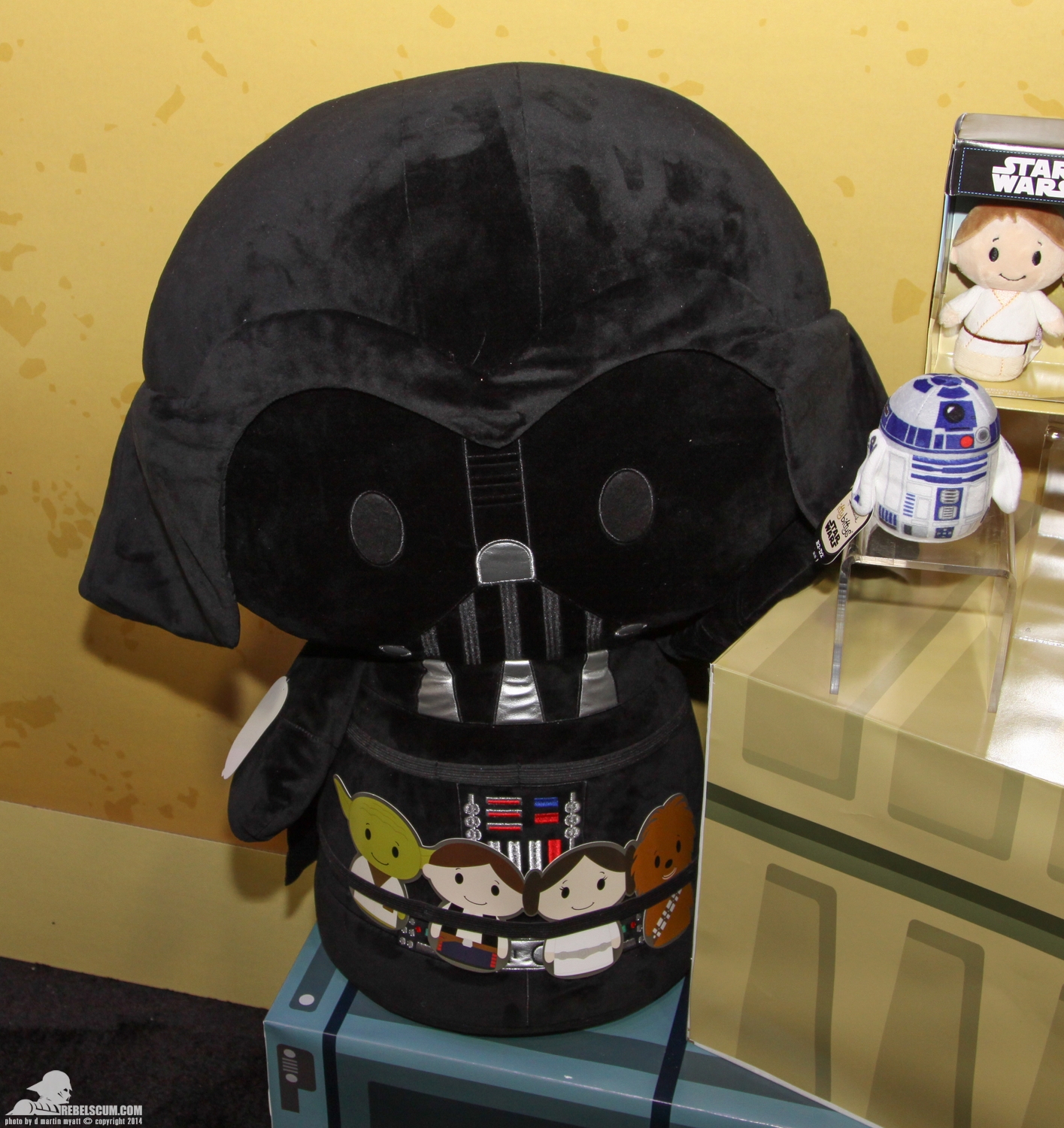 SDCC-2014-Hallmark-Star-Wars-Pavilion-018.jpg