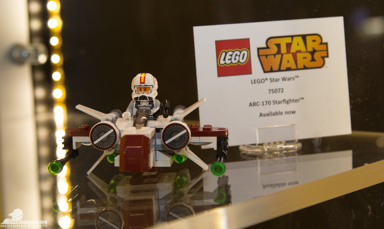 Star-Wars-Celebration-Anaheim-2015-LEGO-044.jpg