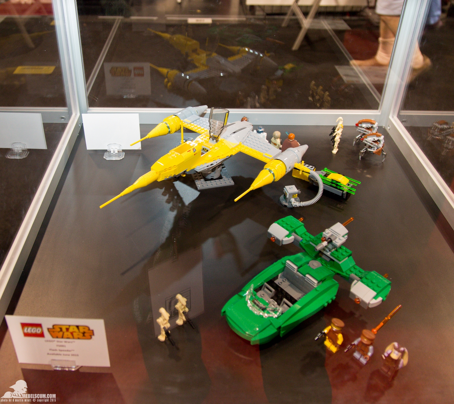 Star-Wars-Celebration-Anaheim-2015-LEGO-059.jpg