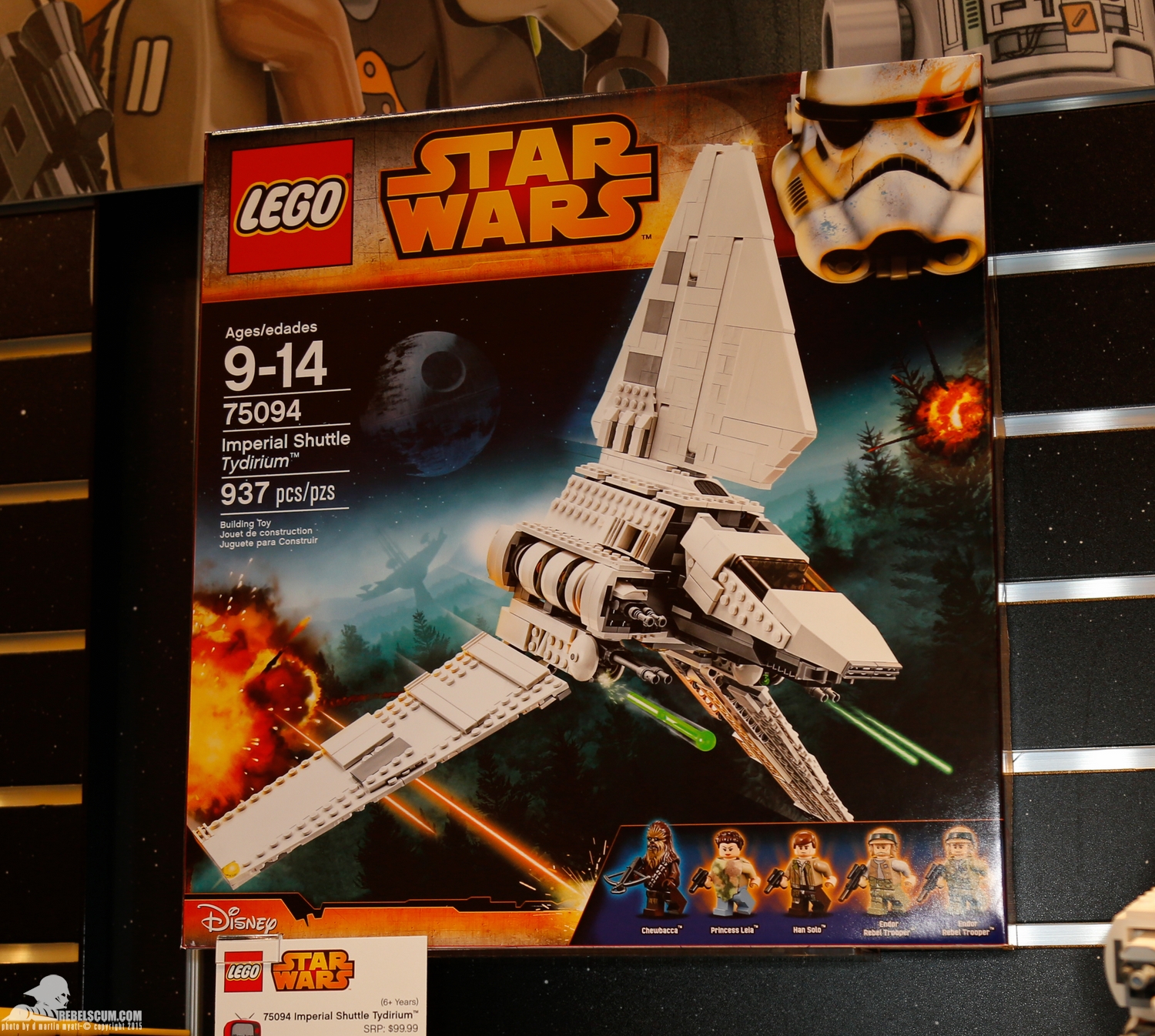 2015-International-Toy-Fair-Star-Wars-Lego-095.jpg