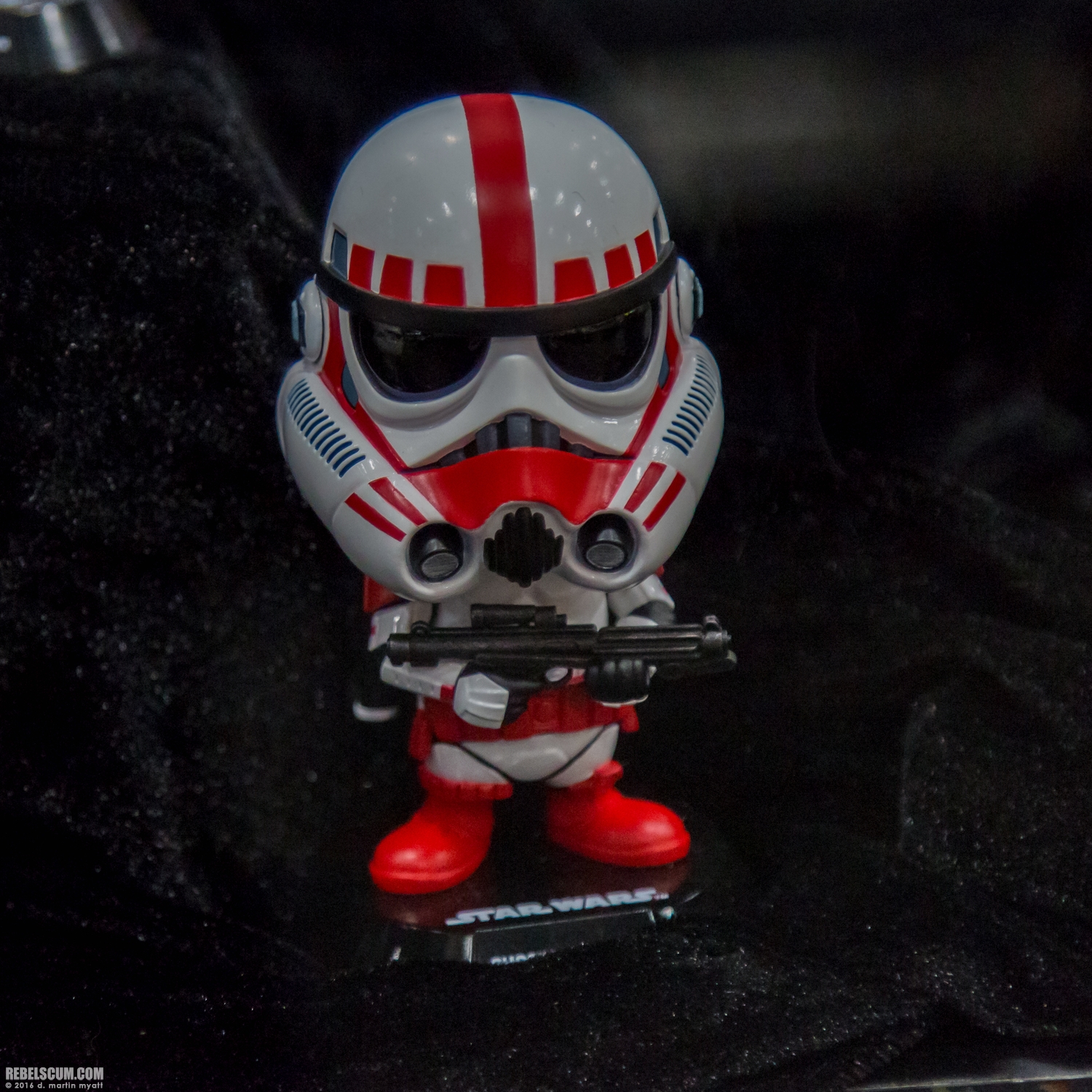 2016-SDCC-Hot-Toys-Booth-Wednesday-053.jpg