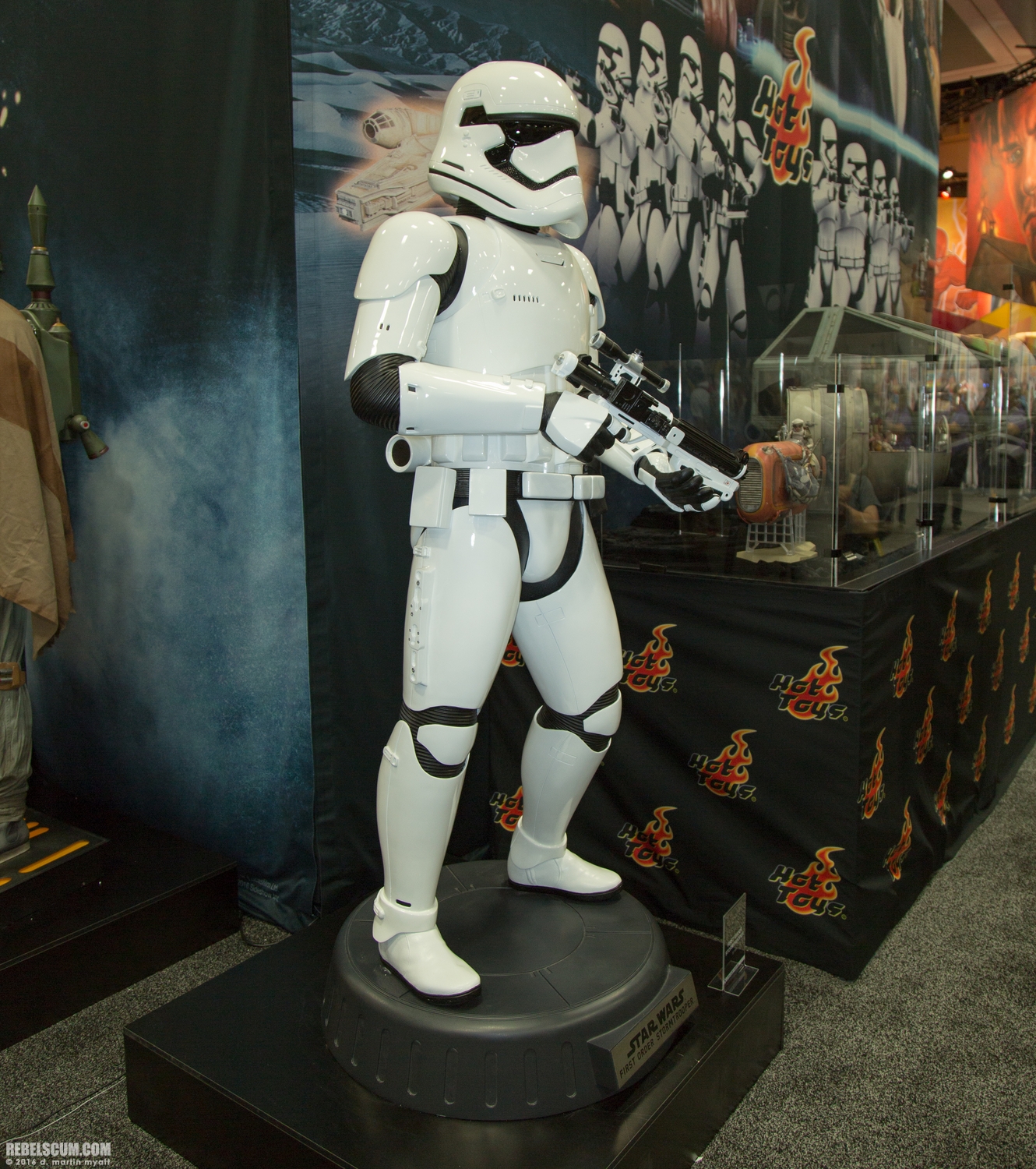 2016-SDCC-Sideshow-Collectibles-Star-Wars-042.jpg