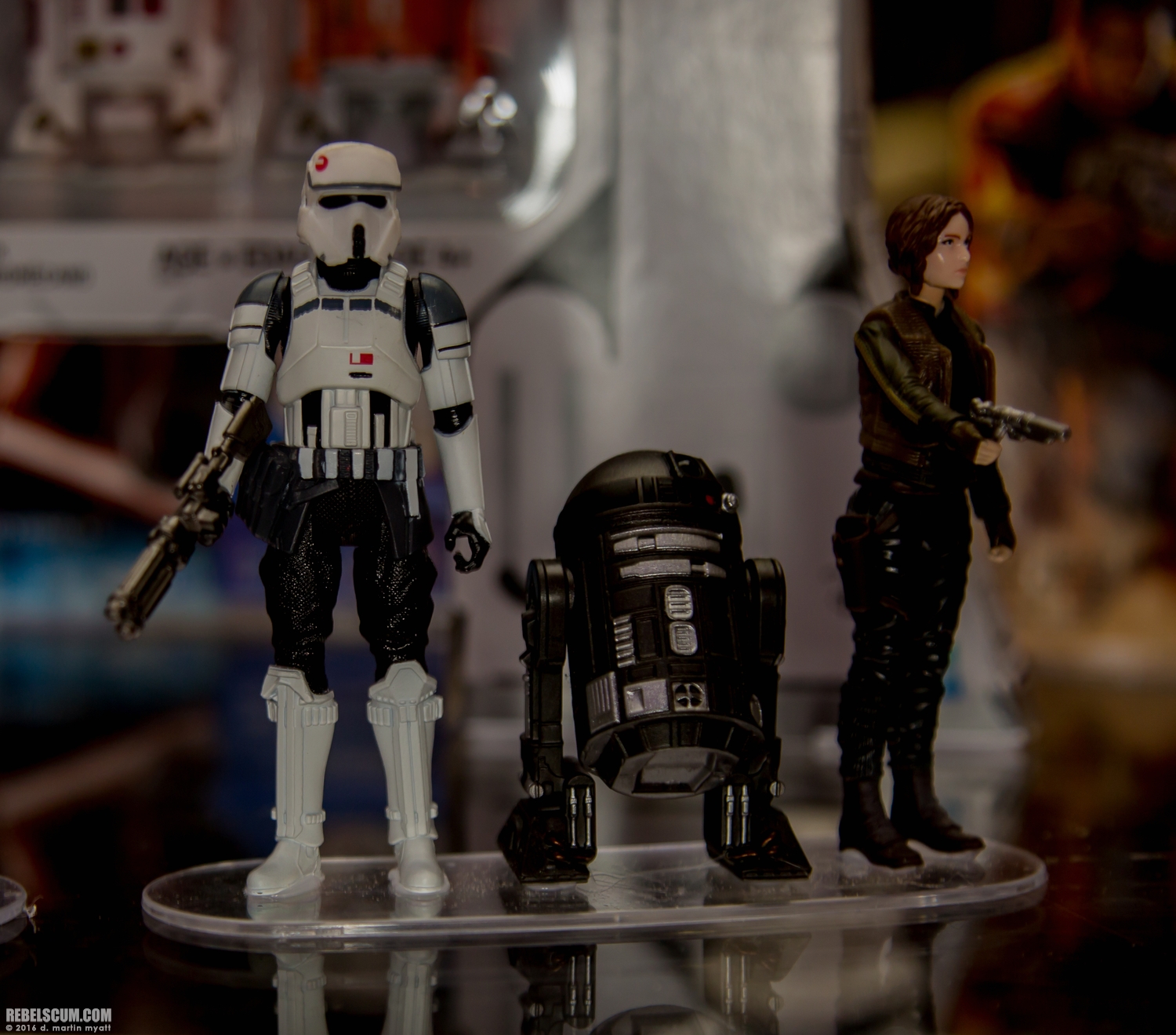 2016-SDCC-Sideshow-Collectibles-Star-Wars-050.jpg