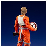 SW163_artfxp_Luke_X-wing_Pilot_03.jpg