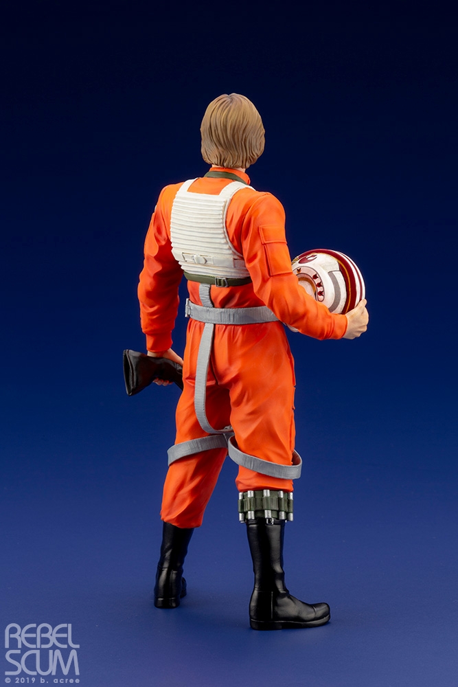 SW163_artfxp_Luke_X-wing_Pilot_03.jpg