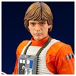 SW163_artfxp_Luke_X-wing_Pilot_06.jpg