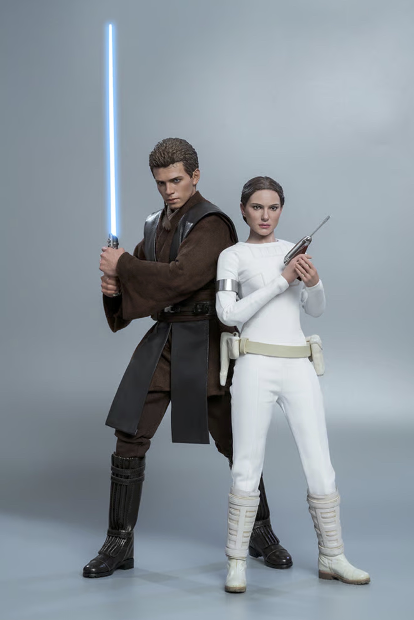 New AOTC Anakin Skywalker & Padme Amidala From Hot Toys