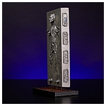 Han-Solo-in-Carbonite-Collectors-Gallery-statue-Gentle-Giant-003.jpg