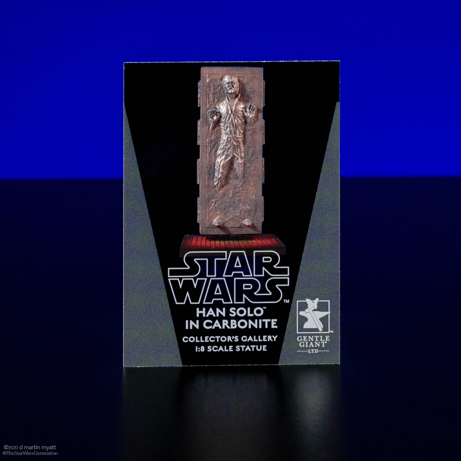 Han-Solo-in-Carbonite-Collectors-Gallery-statue-Gentle-Giant-007.jpg