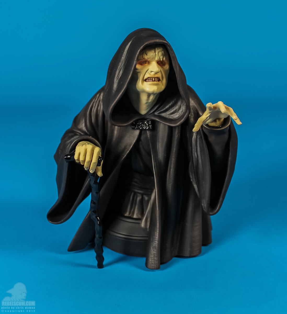 gentle giant palpatine bust