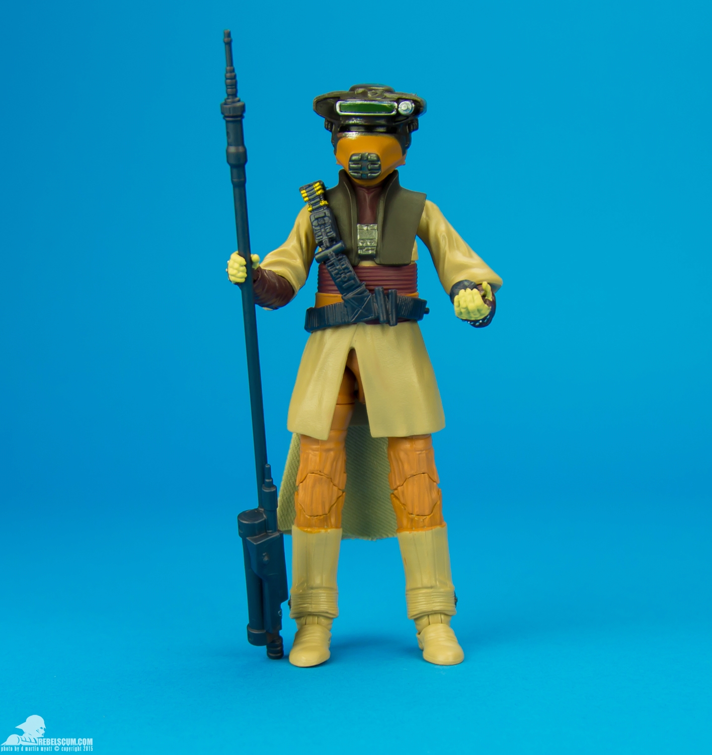 16-Princess-Leia-Organa-Boushh-6-inch-The-Black-Series-010.jpg