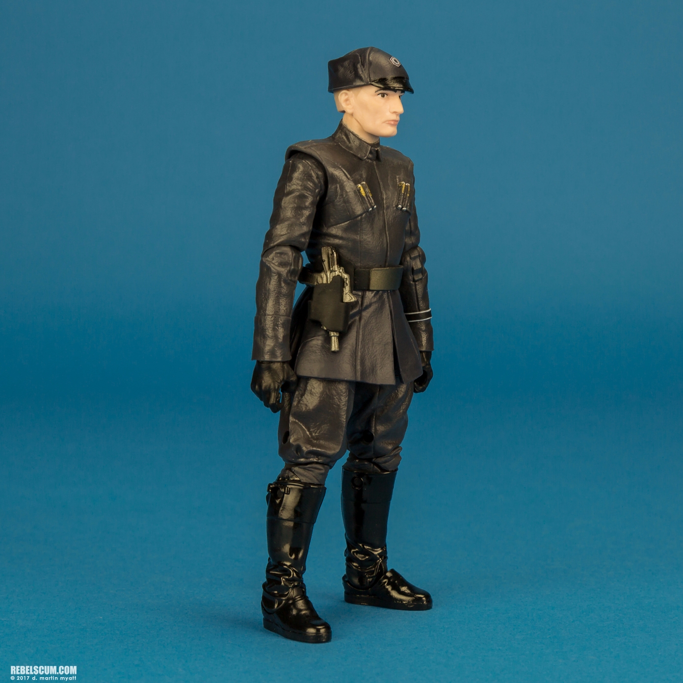 Admiral-Ackbar-First-Order-Officer-The-Black-Series-014.jpg