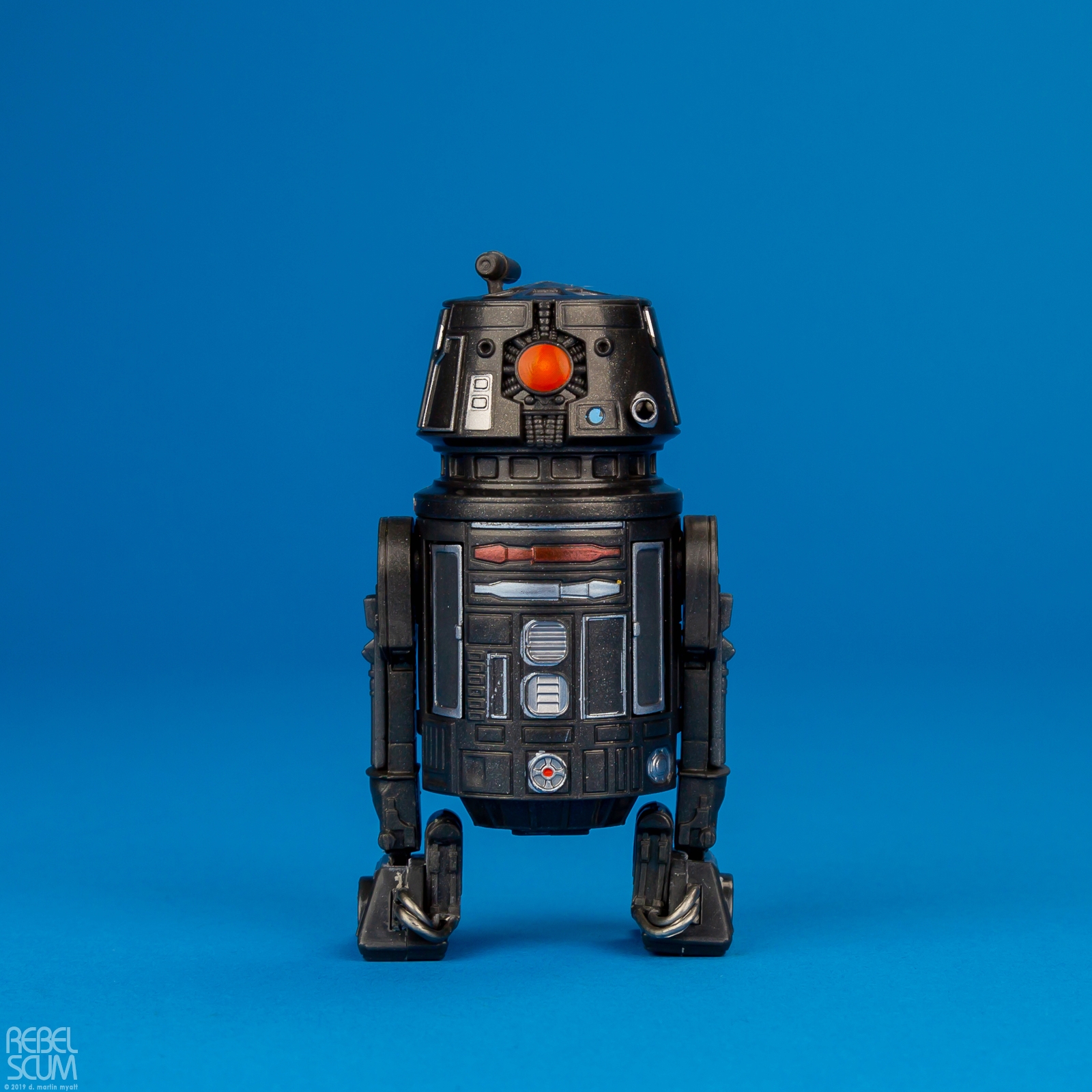 BT-1-BEETEE-88-Star-Wars-The-Black-Series-Hasbro-001.jpg