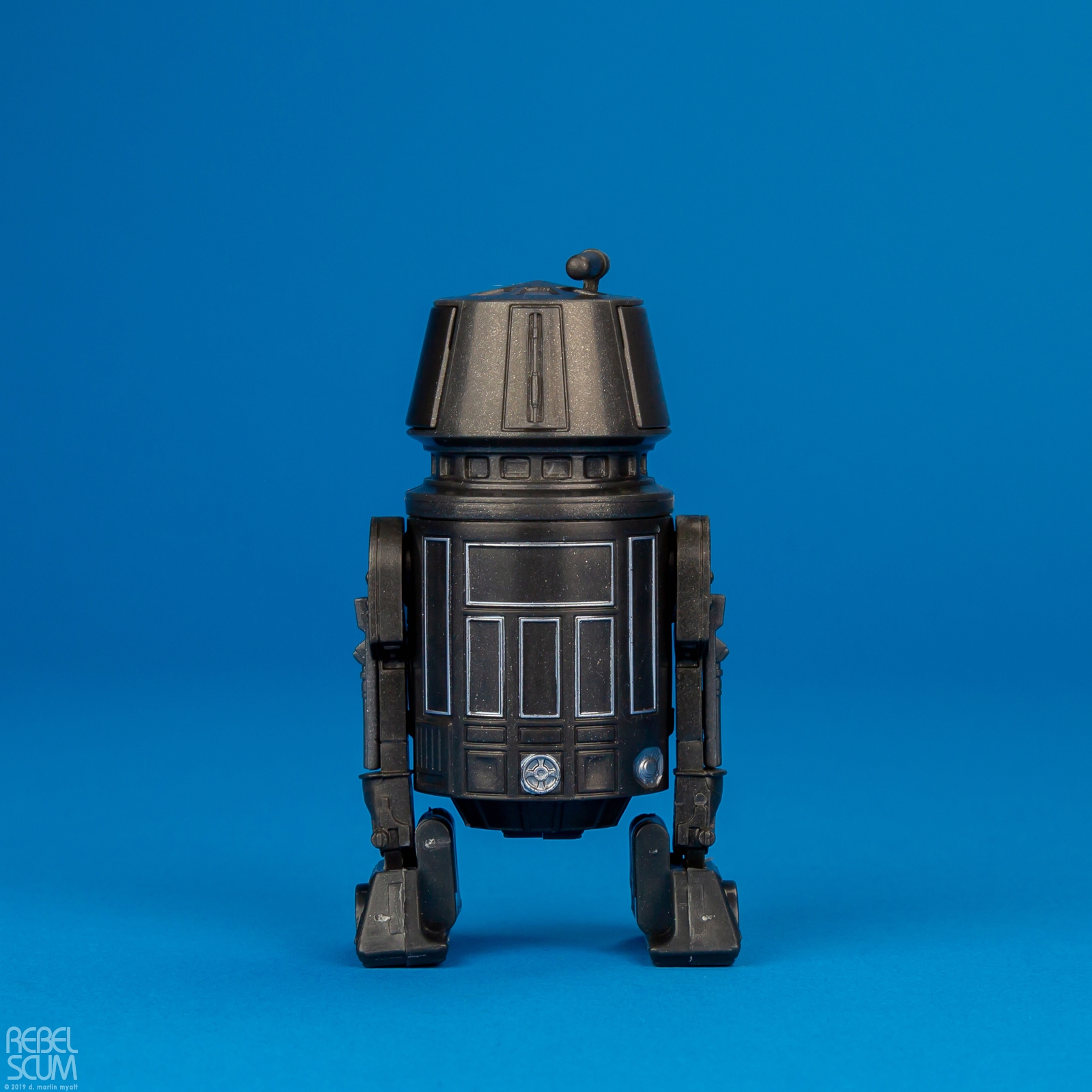 BT-1-BEETEE-88-Star-Wars-The-Black-Series-Hasbro-004.jpg