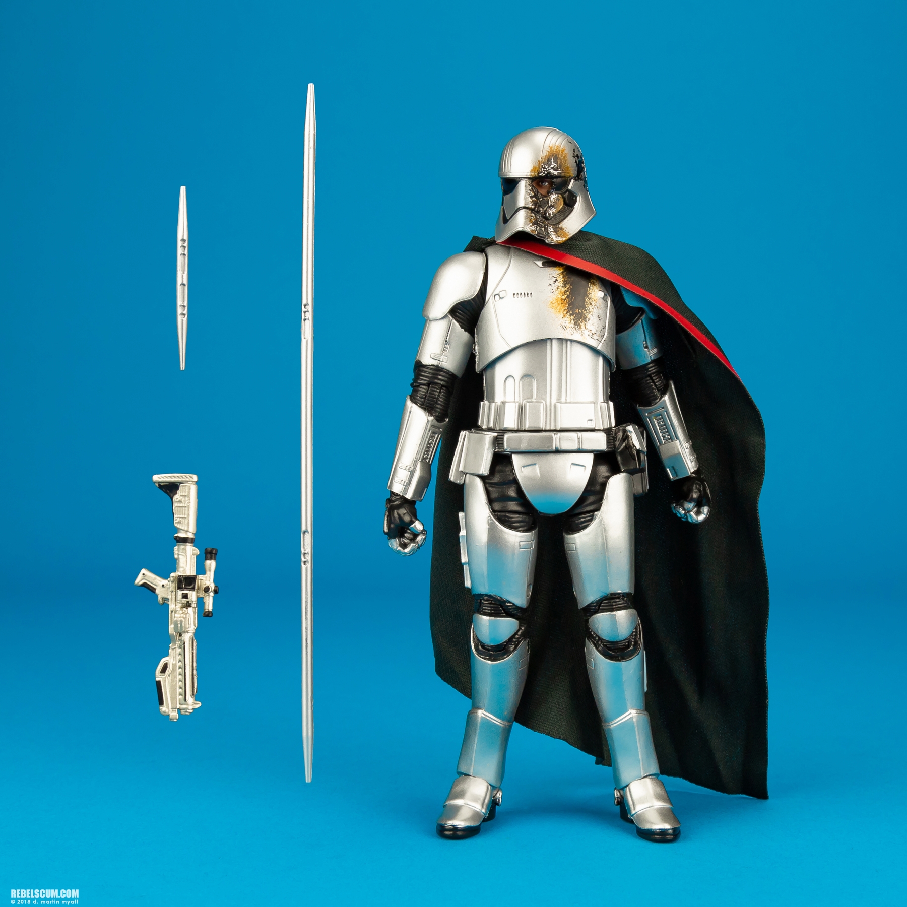 Captain-Phasma-Quicksilver-Baton-E2808-The-Black-Series-005.jpg