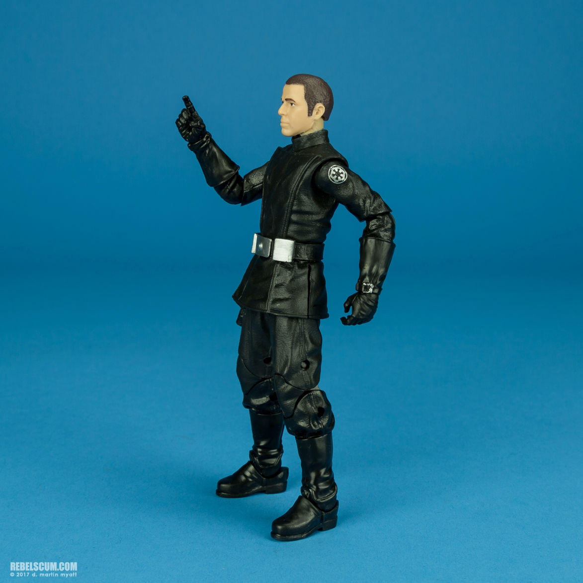 Death-Squad-Commander-The-Black-Series-40th-Anniversary-003.jpg