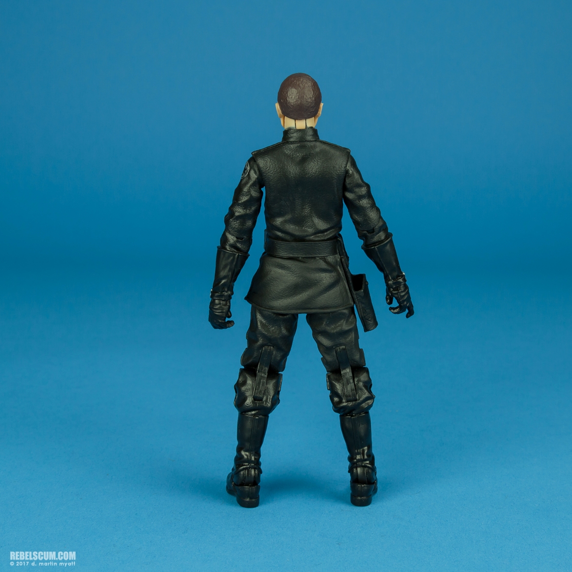 Death-Squad-Commander-The-Black-Series-40th-Anniversary-004.jpg