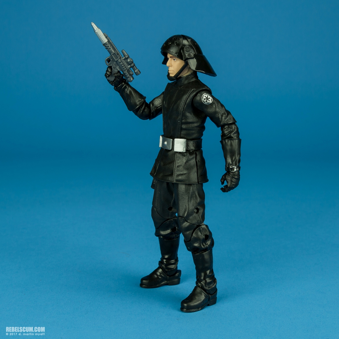 Death-Squad-Commander-The-Black-Series-40th-Anniversary-007.jpg