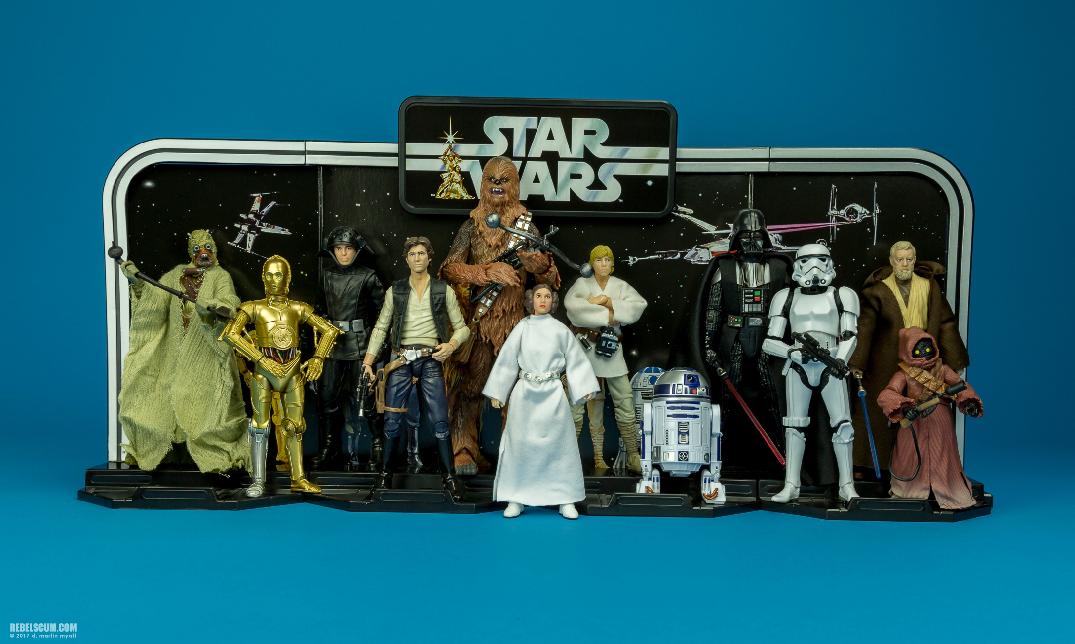 Death-Squad-Commander-The-Black-Series-40th-Anniversary-015.jpg