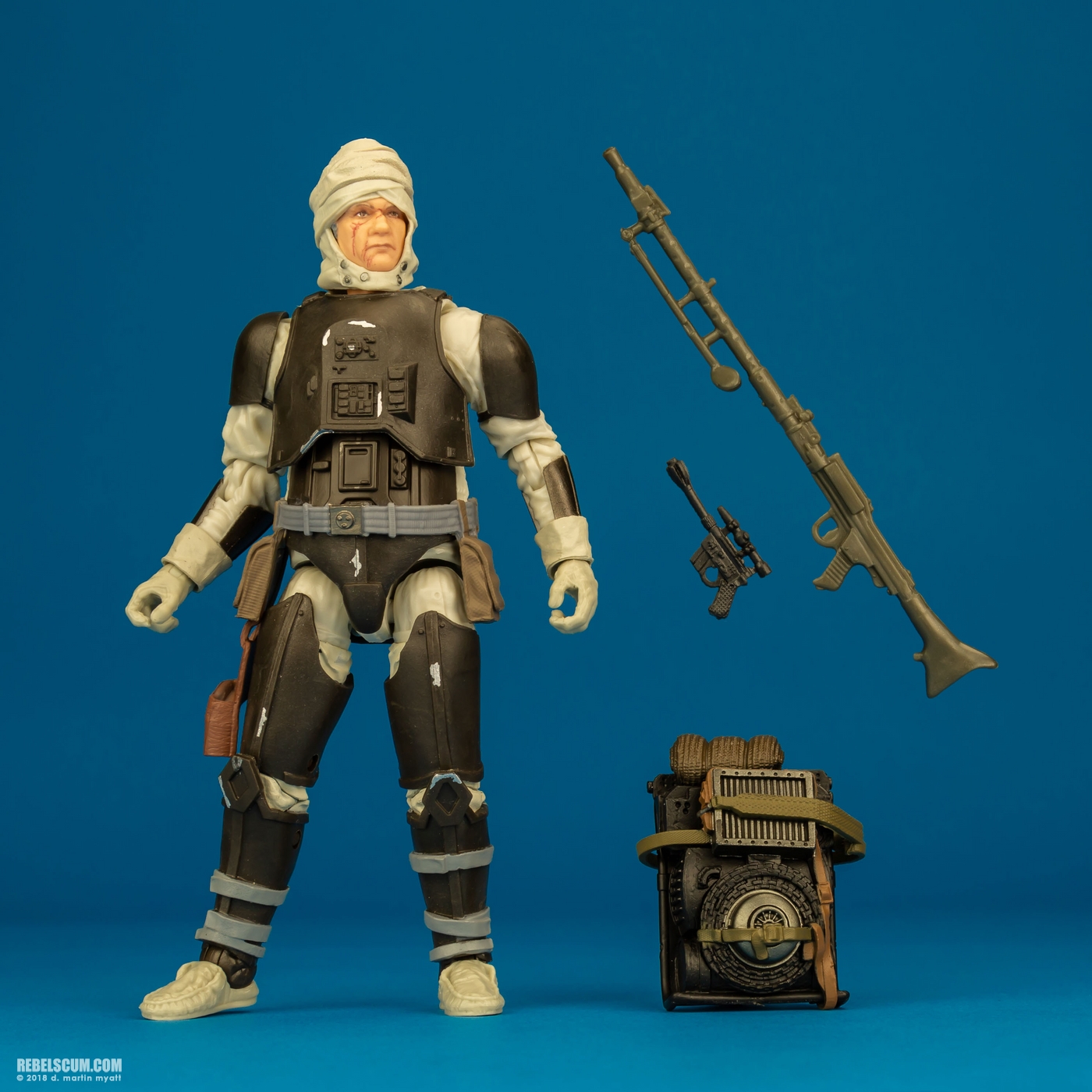 Dengar-74-Hasbro-Star-Wars-The-Black-Series-009.jpg