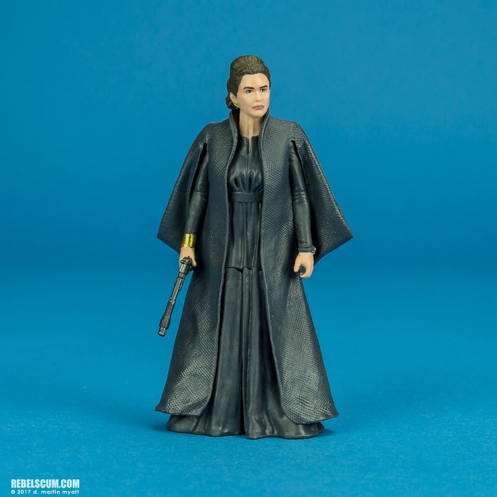 General-Leia-Organa-The-Last-Jedi-Universe-Hasbro-010.jpg