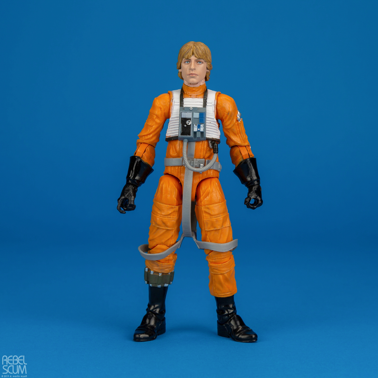 Luke-Skywalker-X-Wing-The-Black-Series-Archive-Star-Wars-001.jpg