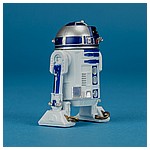 R2-D2-The-Last-Jedi-Star-Wars-Universe-Hasbro-002.jpg
