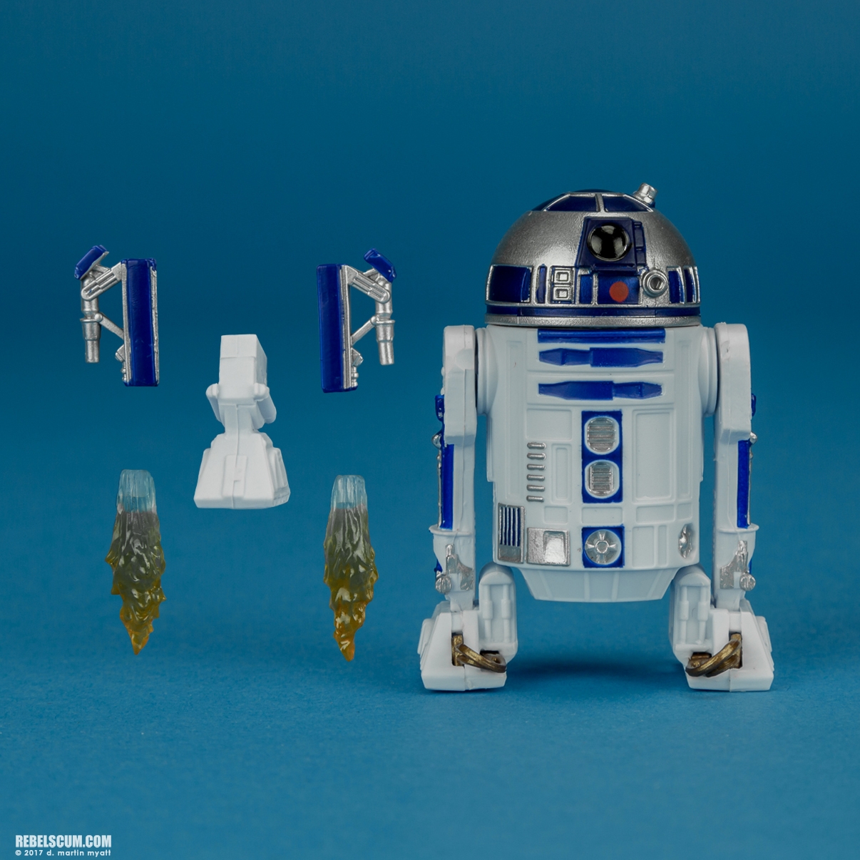 R2-D2-The-Last-Jedi-Star-Wars-Universe-Hasbro-009.jpg