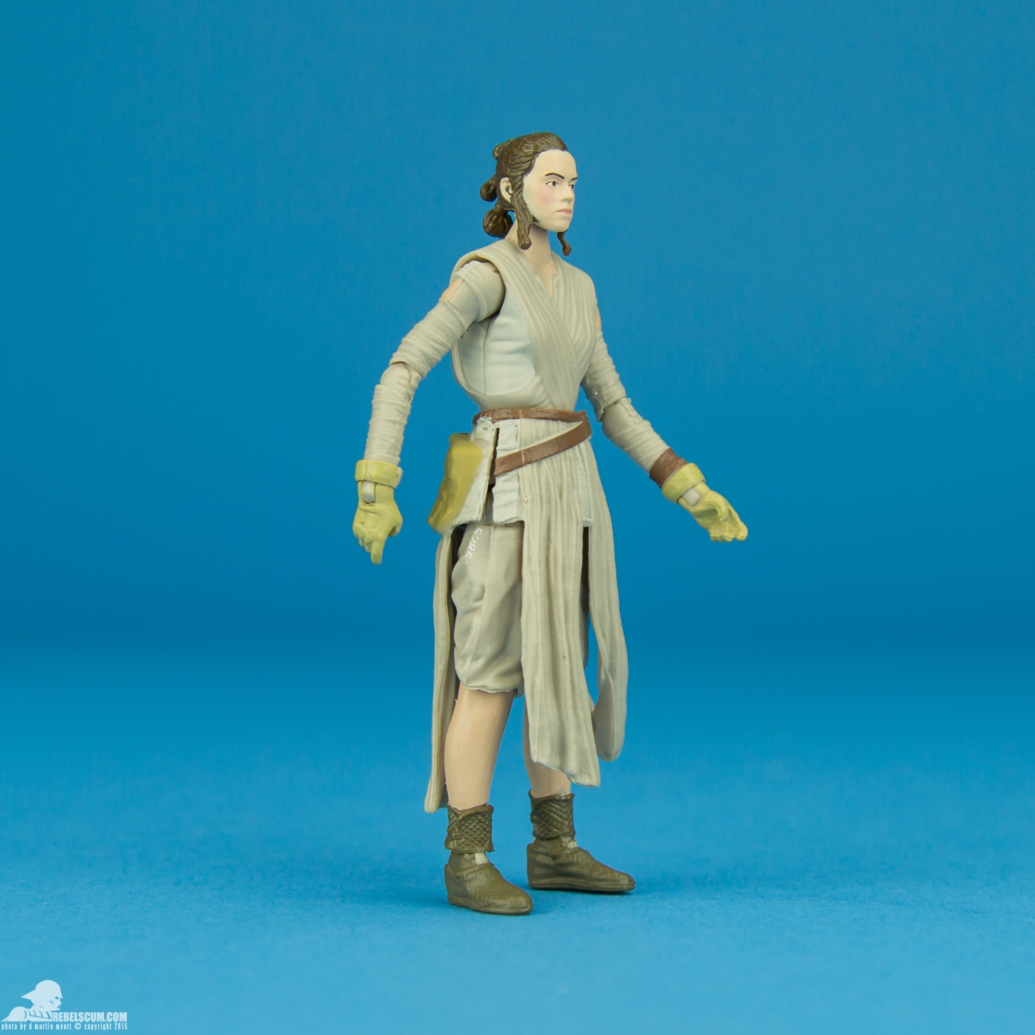 Rey-Jakku-The-Black-Series-Walmart-006.jpg