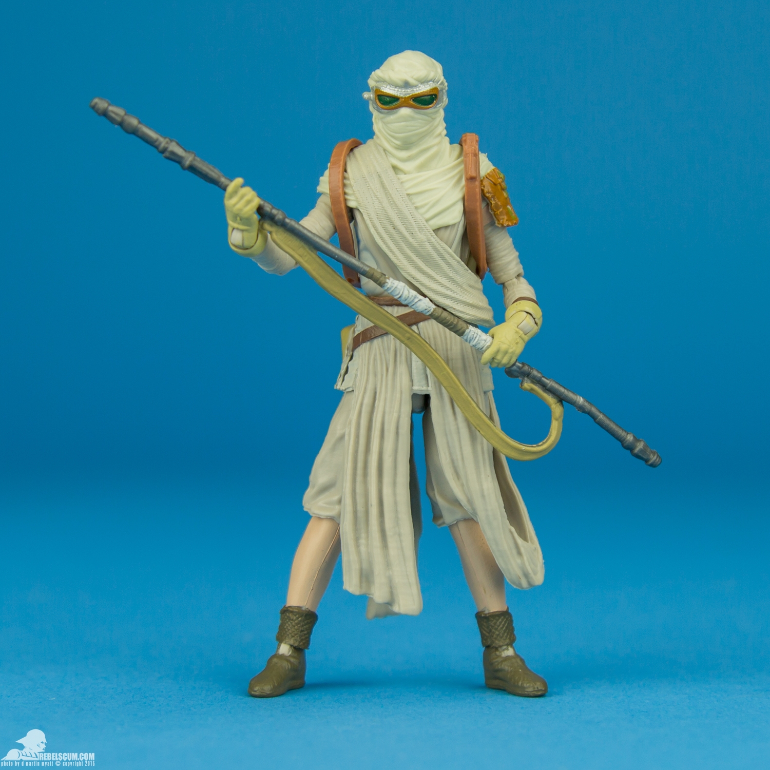 Rey-Jakku-The-Black-Series-Walmart-014.jpg