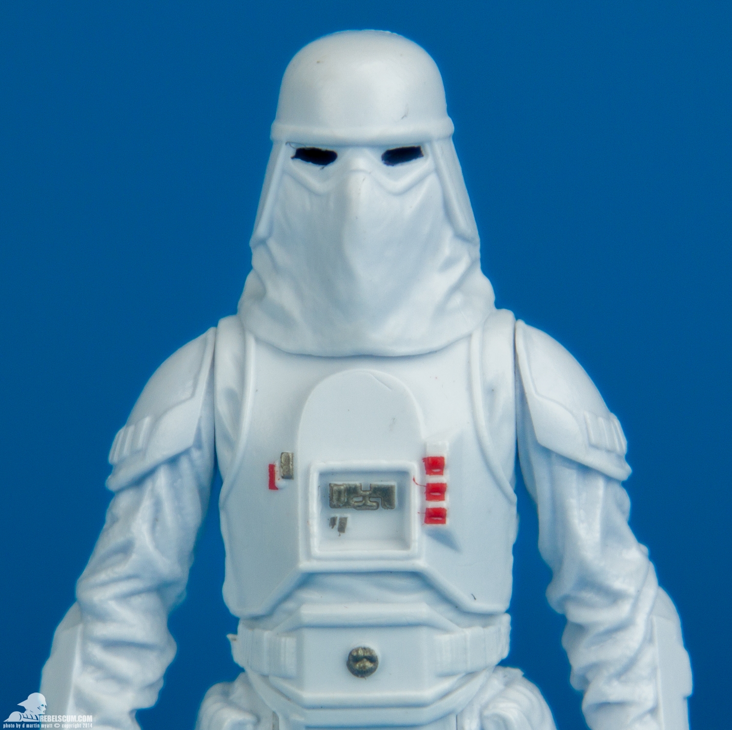 SL16-Snowtrooper-The-Empire-Strikes-Back-Saga-Legends-005.jpg