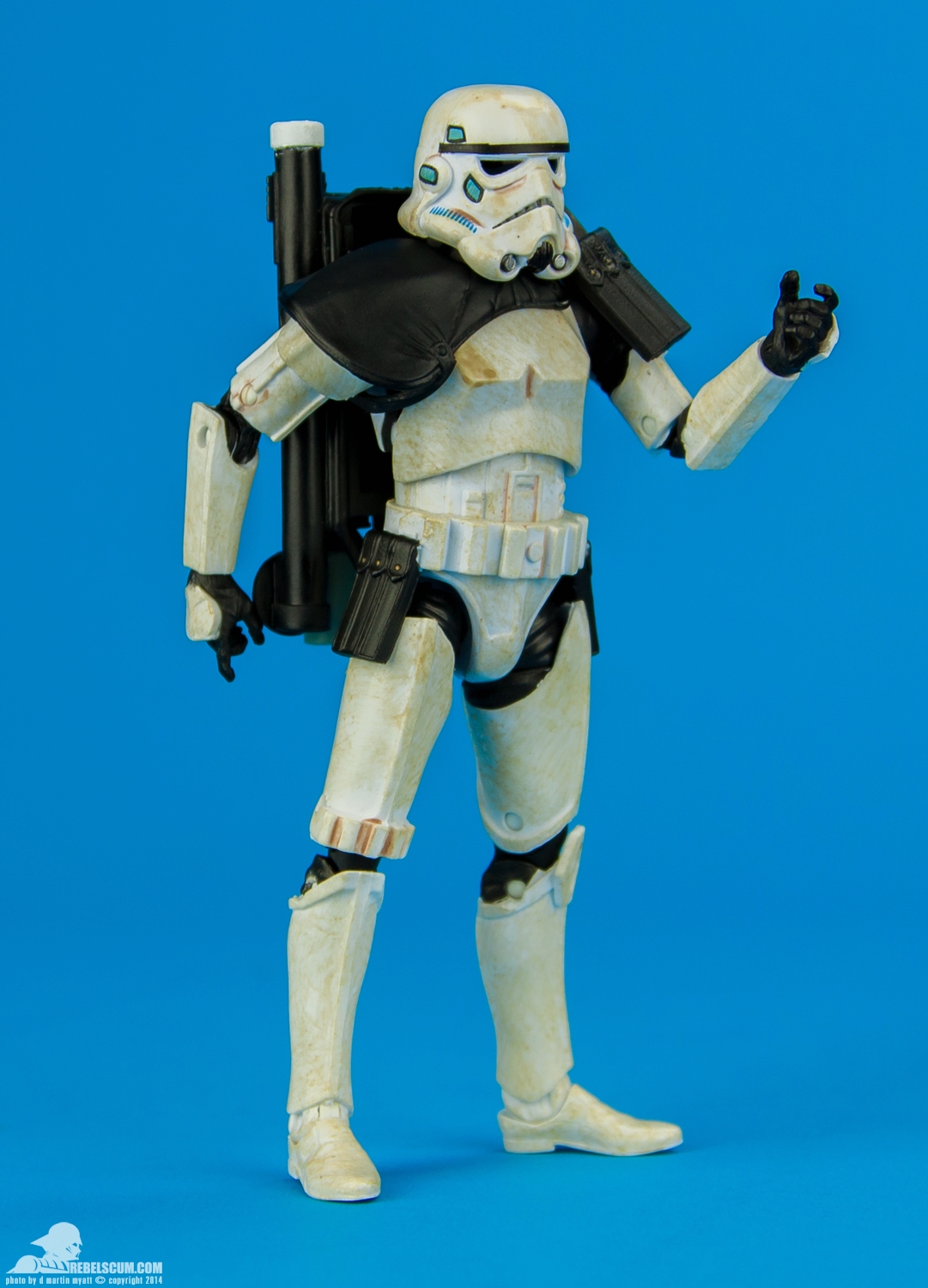 01-Sandtrooper-The-Black-Series-6-inches-Hasbro-002.jpg