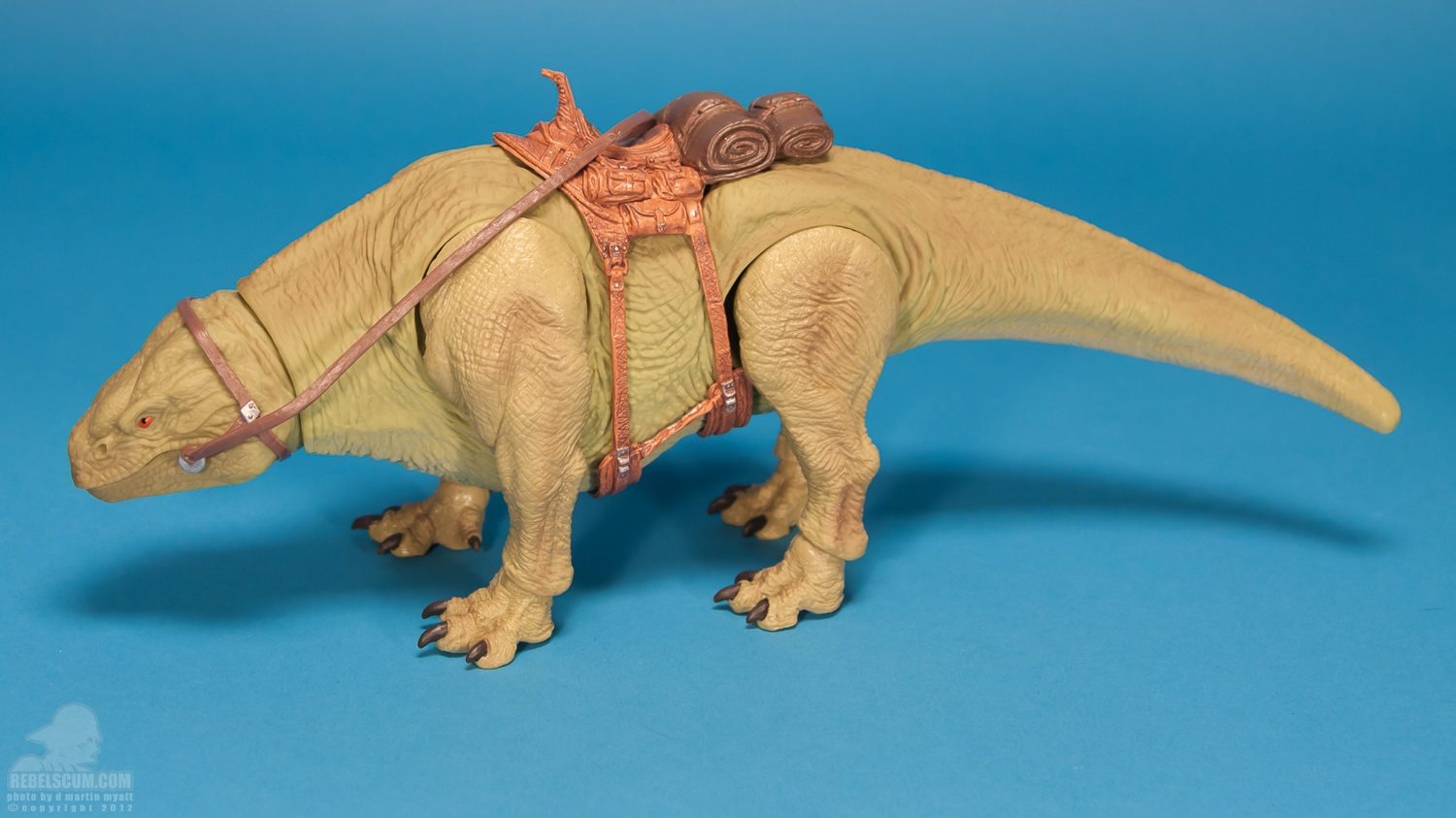 Dewback_Movie_Heroes_Discover_The_Force_Star_Wars_Hasbro-11.jpg