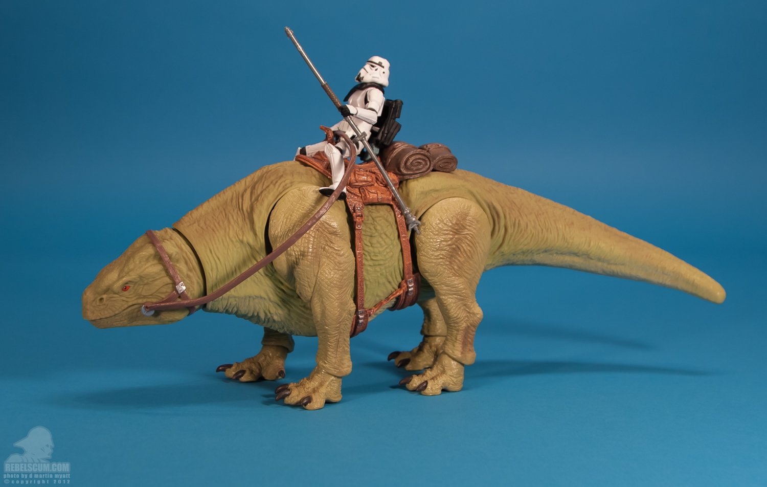 Dewback_Movie_Heroes_Discover_The_Force_Star_Wars_Hasbro-15.jpg