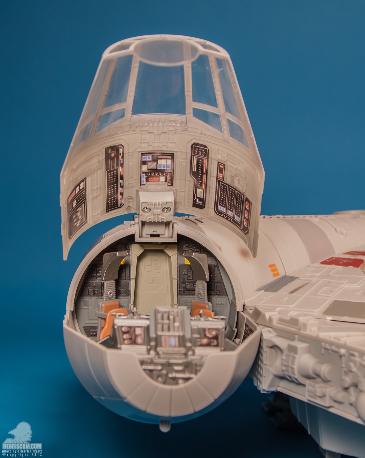 Millennium_Falcon_The_Vintage_Collection_TVC_Hasbro-048.jpg