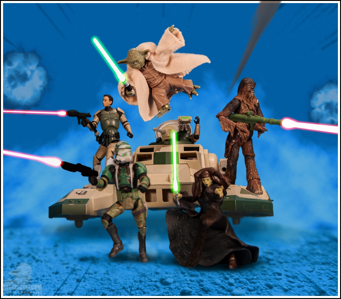 Republic_Fighter_Tank_Movie_Heroes_Star_Wars_Vehicle_Hasbro-15.jpg