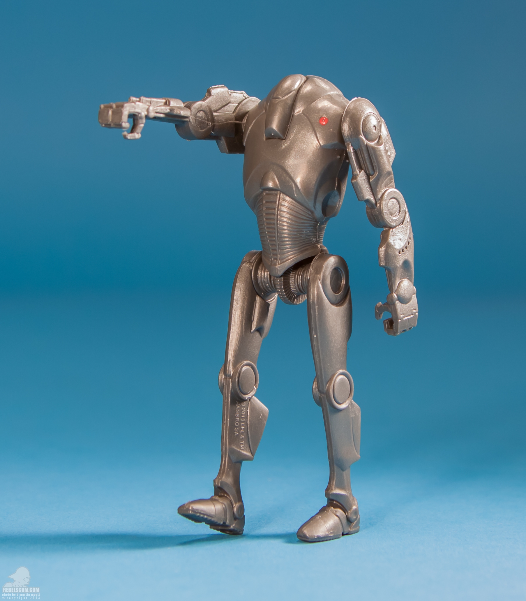 SL05-Super-Battle-Droid-Saga-Legends-Star-Wars-Hasbro-005.jpg