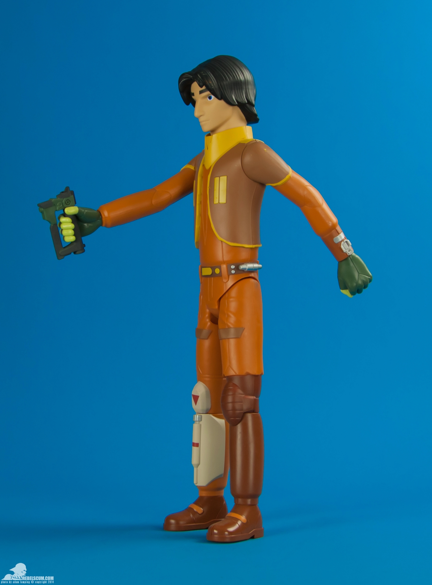 18-inch-Ezra-Bridger-Rebels-JAKKS-Pacific-003.jpg