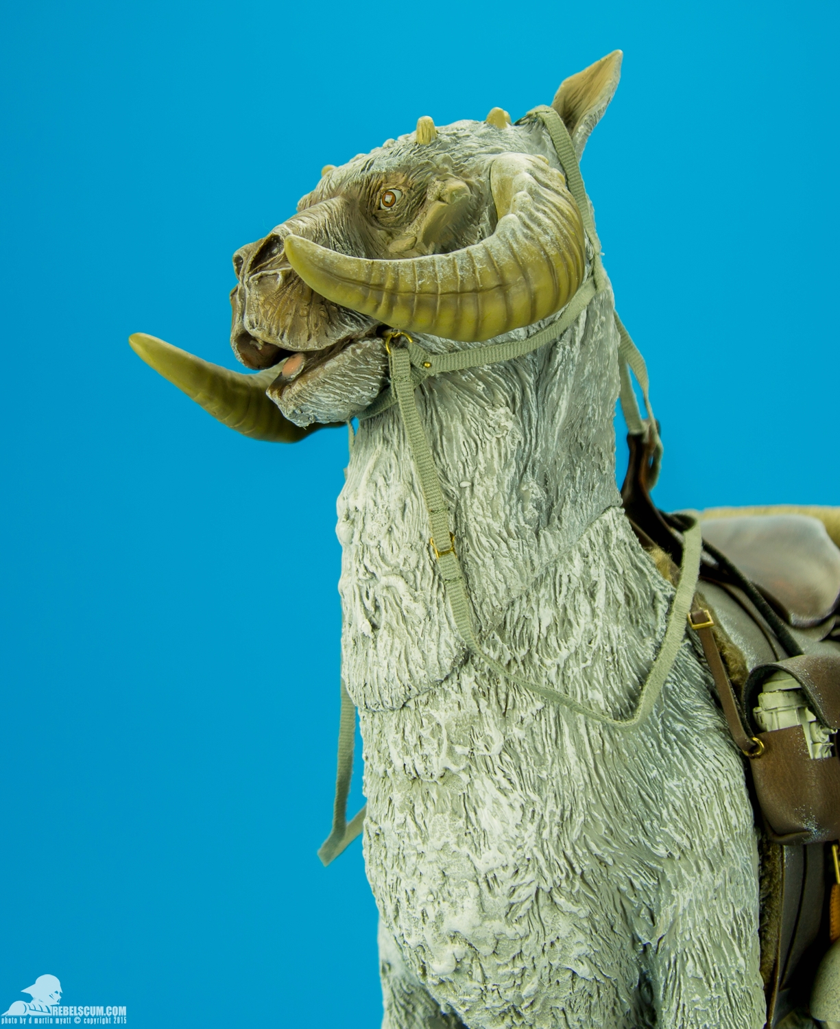 sideshow collectibles tauntaun